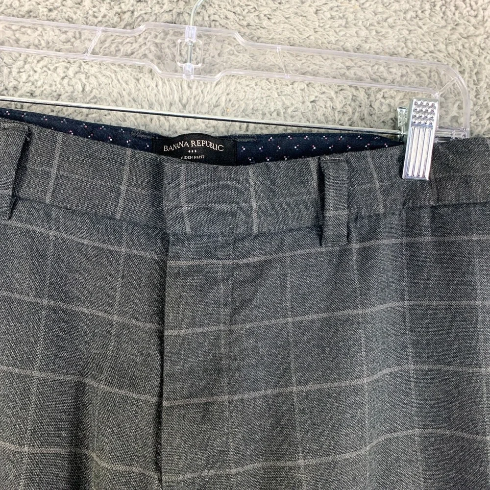 Banana Republic Aiden Pants Mens 32 Gray Plaid Business Casual Khakis Fit 34x28‎